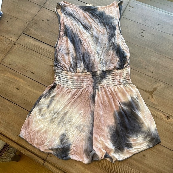 BECCA By Rebecca Virtue Tie Pool tie-dye Romper Coverup - Picture 5 of 5